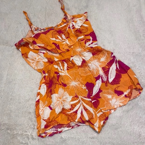 Colorful floral lattice neck romper - Picture 5 of 5